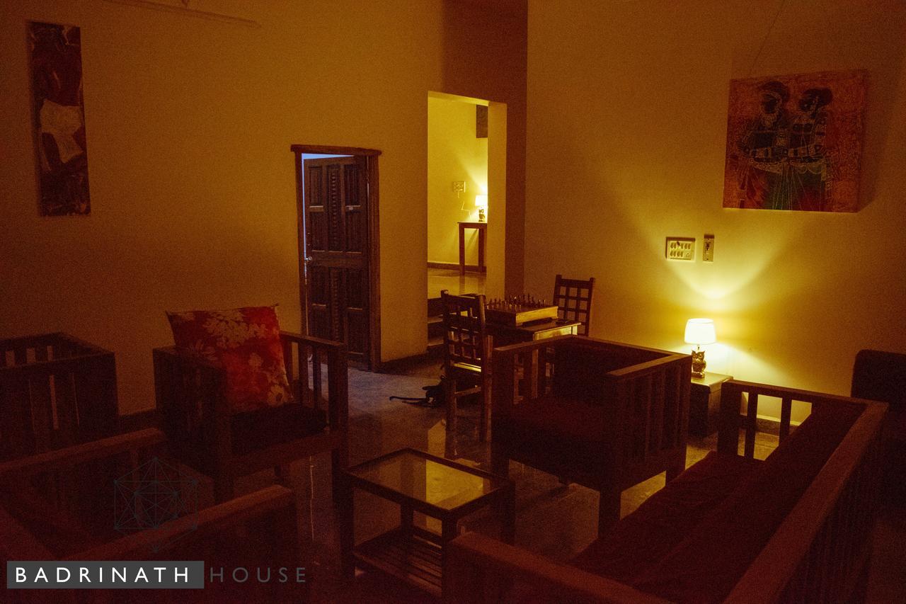 Badrinath House Bed and Breakfast Auroville Exterior foto