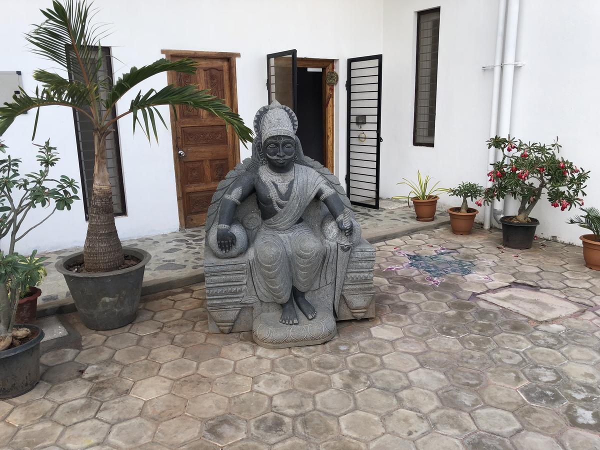 Badrinath House Bed and Breakfast Auroville Exterior foto